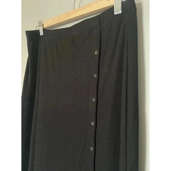 Truth By Republic Women's Black Front Slit Maxi Skirt Buttons Size M Medium - Picture 2 of 8